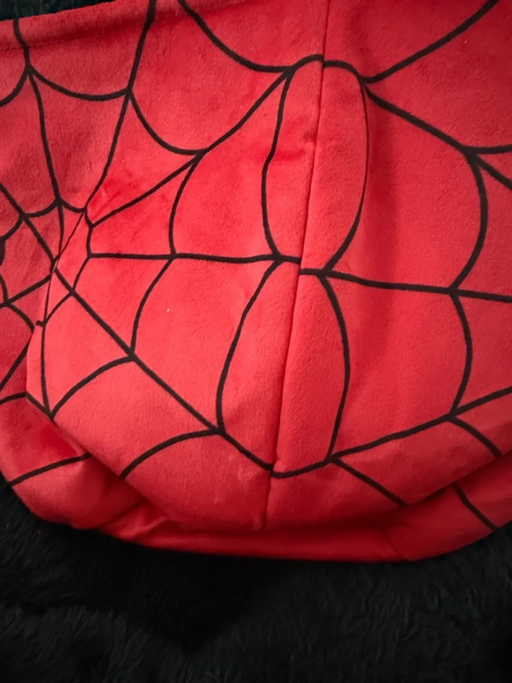 Marvel Red and Black Spider-Man Halloween Bag - Picture 3 of 3